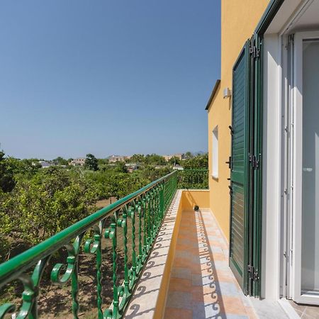 Villa Caterina B&B Procida Rum bild